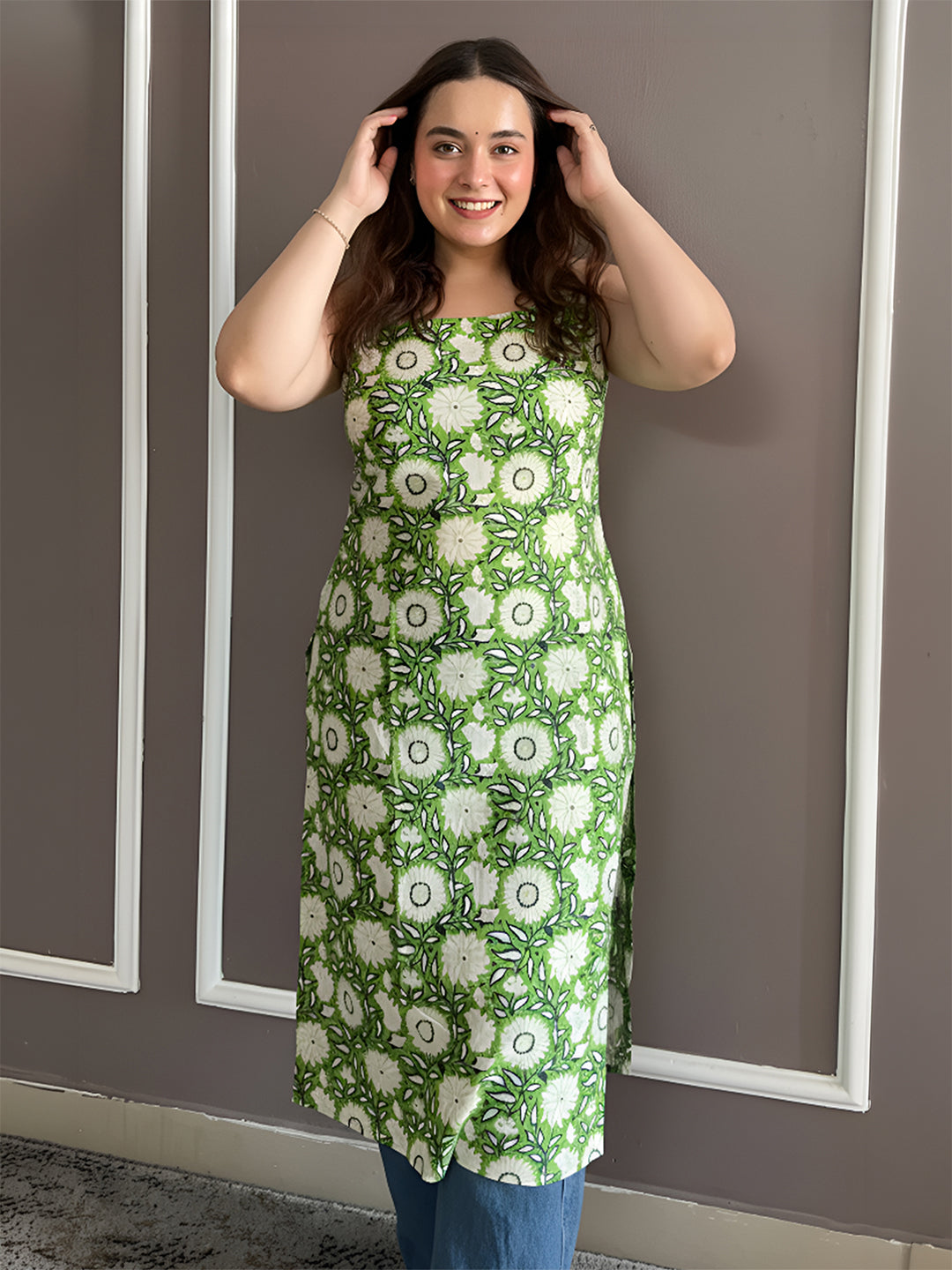 Janasya Women's Green Pure Cotton Floral Printed Straight Kurta
