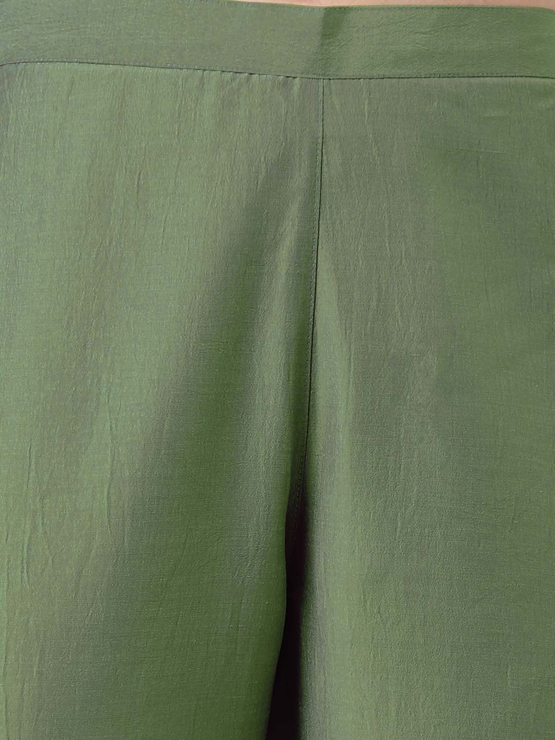 Green Silk Blend Embroidered Regular Kurta Set