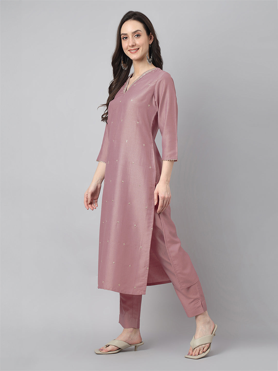 Mauve Silk Blend Embroidered Regular Kurta Set