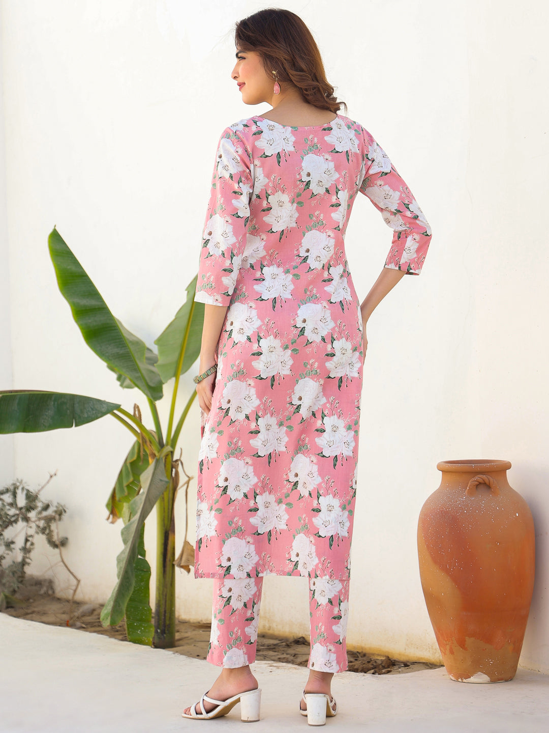 Janasya Women's Pink Pure Cotton Floral Printed Straight Kurta Pant Set