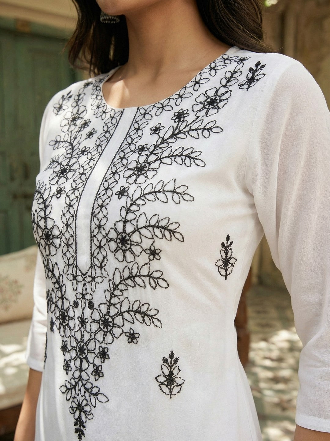 Janasya Women's White Georgette Embroidered Straight Kurta