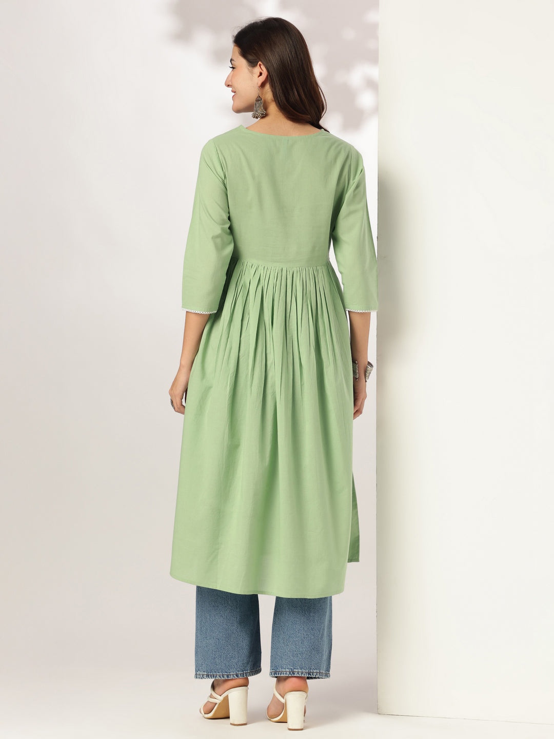 Janasya Women's Light Green Pure Cotton Yoke Embroidered A-line Kurta