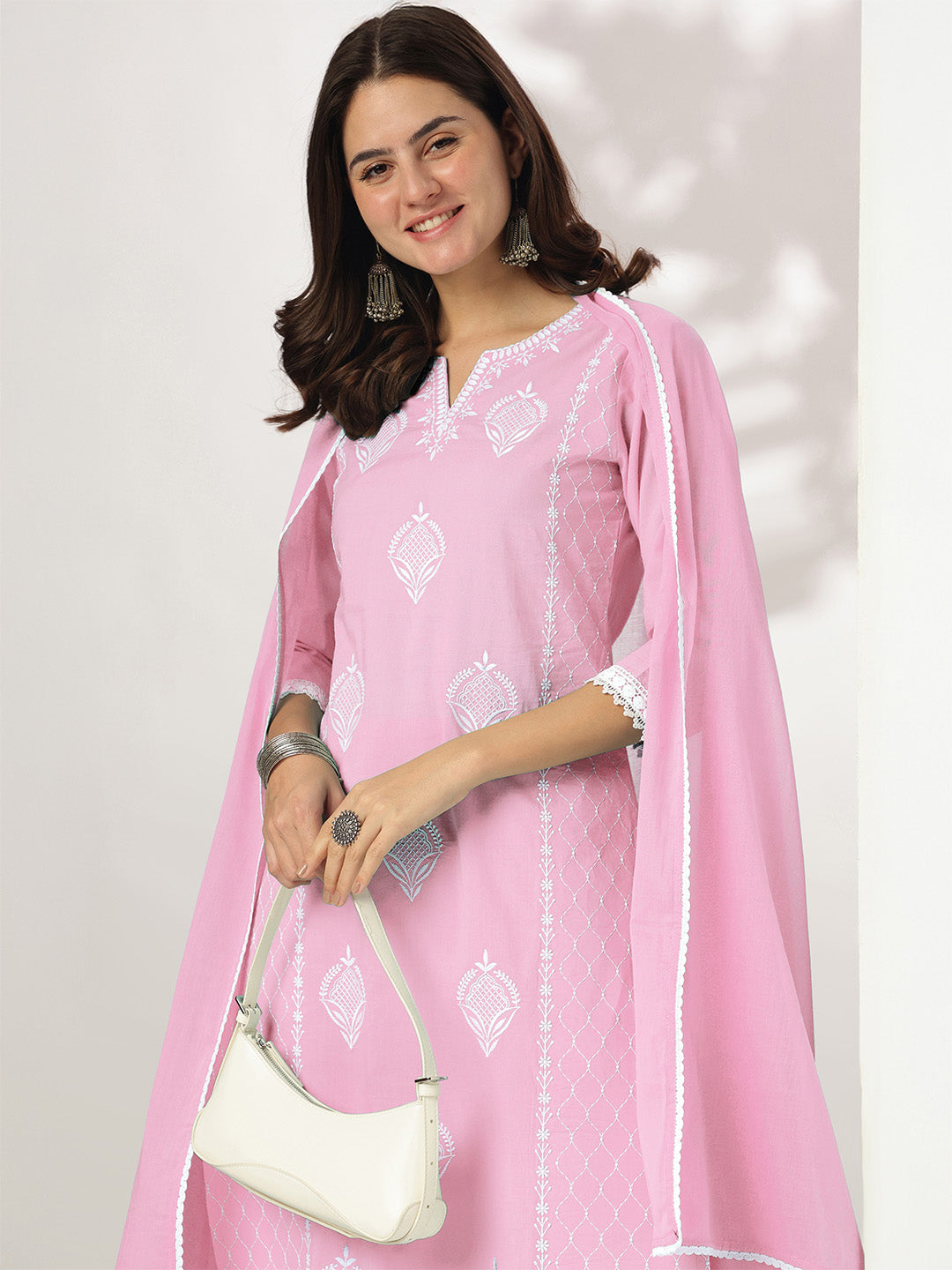 Janasya Women's Light Pink Pure Cotton Embroidered Straight Kurta Set