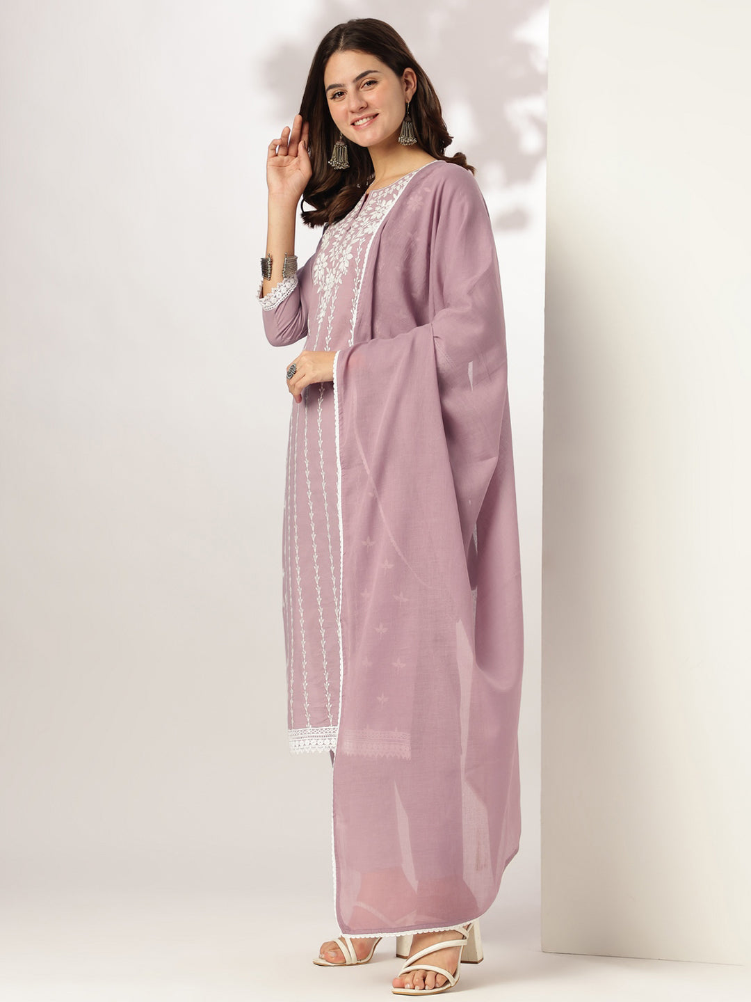 Janasya Women's Light Purple Pure Cotton Embroidered Straight Kurta Set