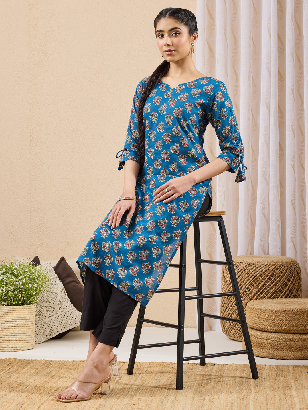 Janasya Women's Navy Blue Pure Cotton Floral Printed Straight Kurta