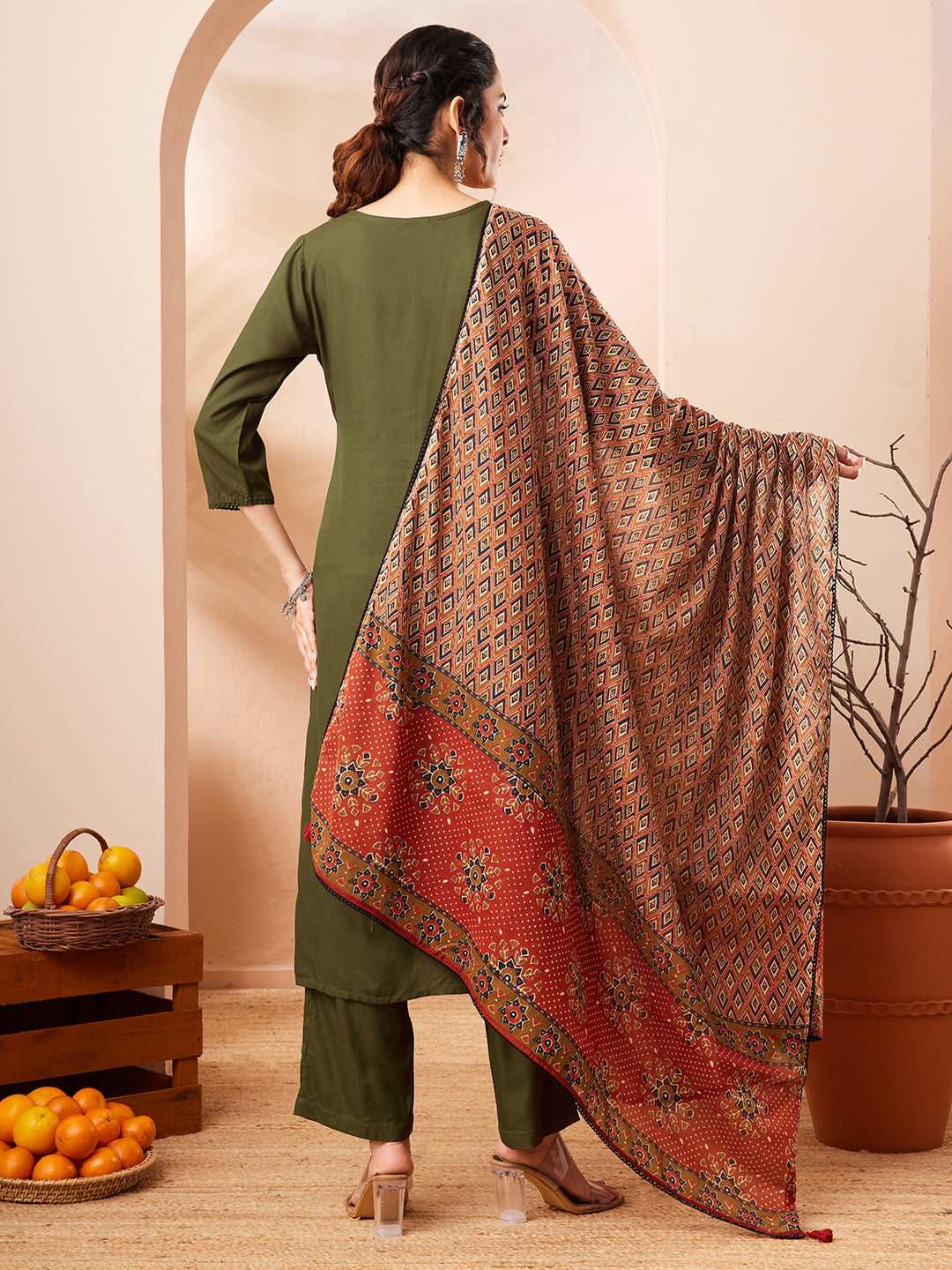 Janasya Women's Olive Green Rayon Slub Straight Kurta Set With Printed Dupatta