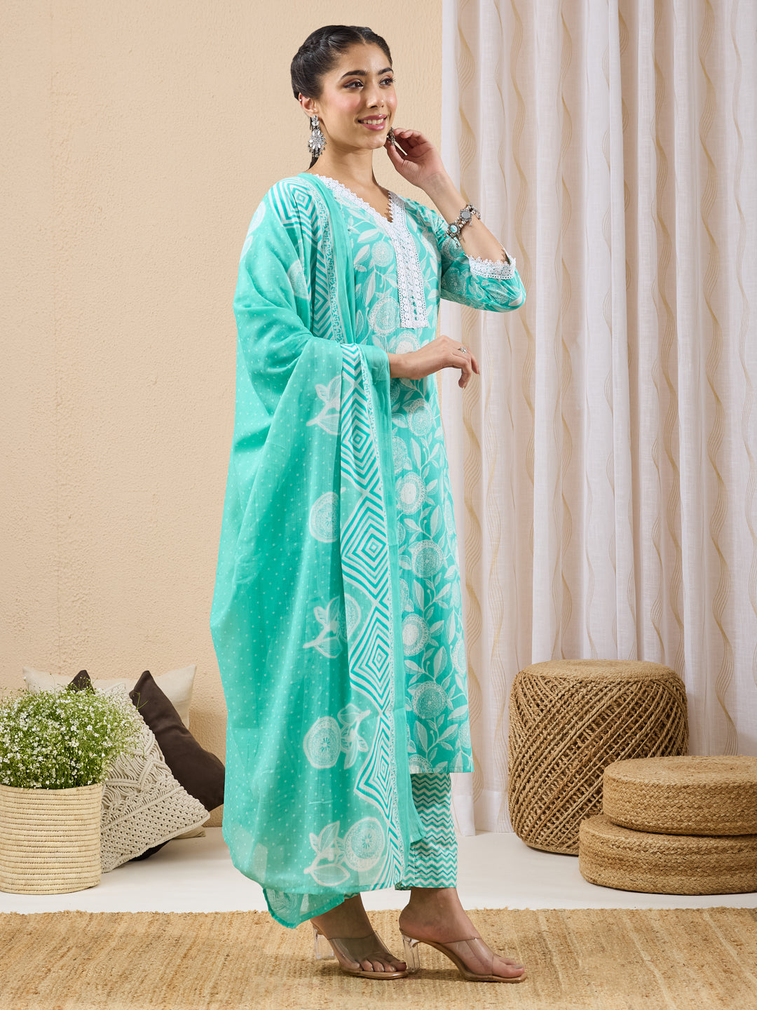 Janasya Women's Light Green Pure Cotton Floral Printed Straight Kurta Set