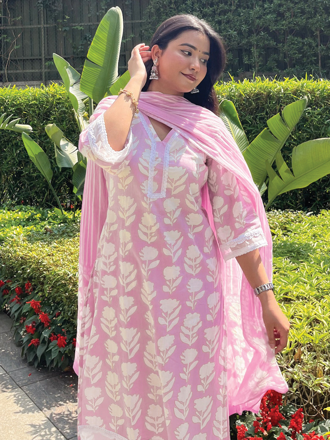 Janasya Women's Lavender Pure Cotton Floral Printed Straight Kurta Set