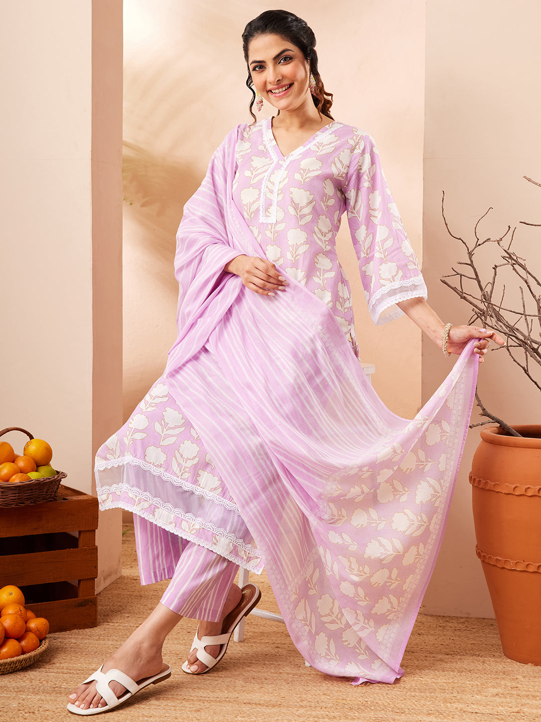 Janasya Women's Lavender Pure Cotton Floral Printed Straight Kurta Set
