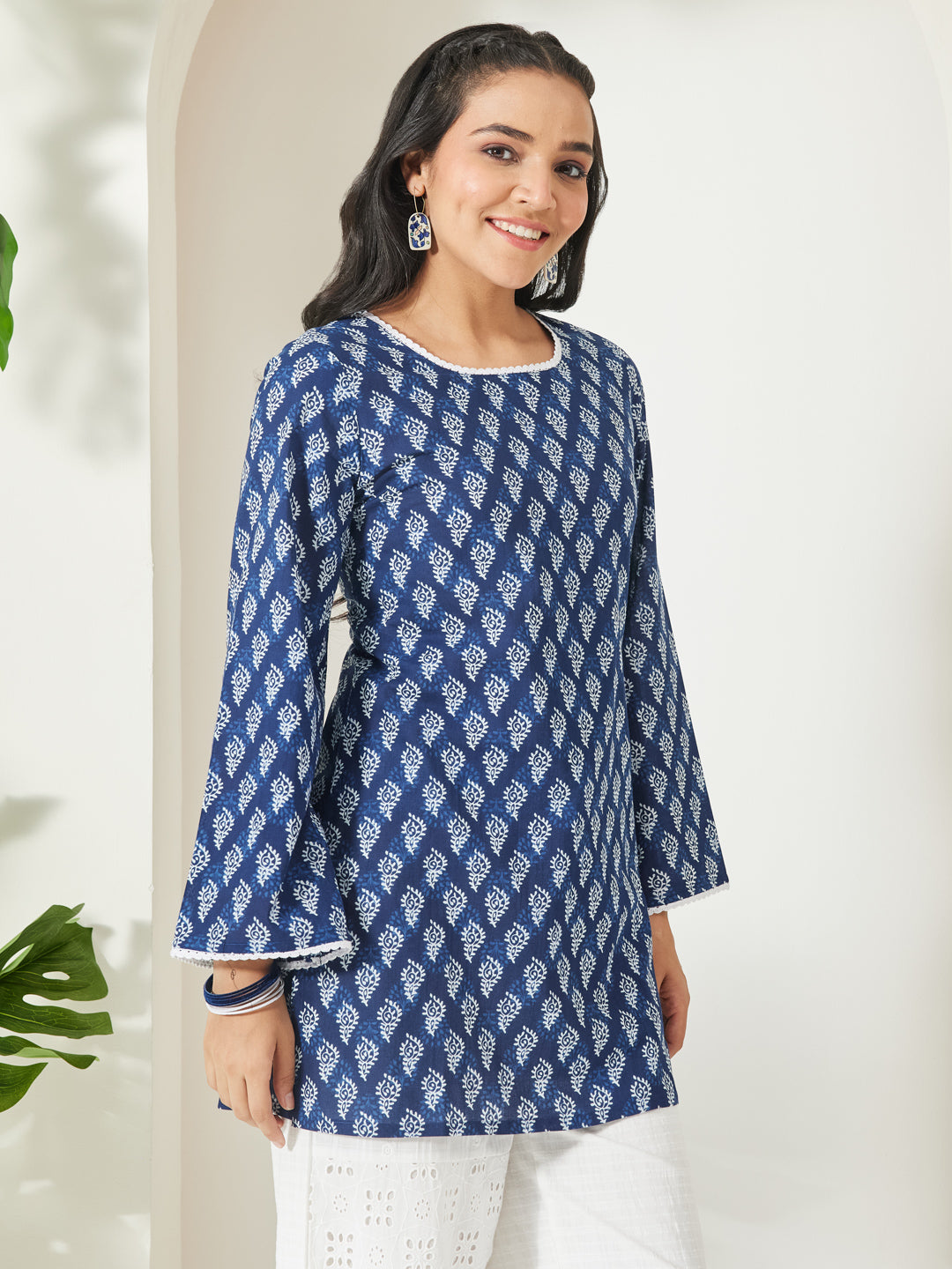 Janasya Women's Indigo Pure Cotton Batik Printed Straight Tunic