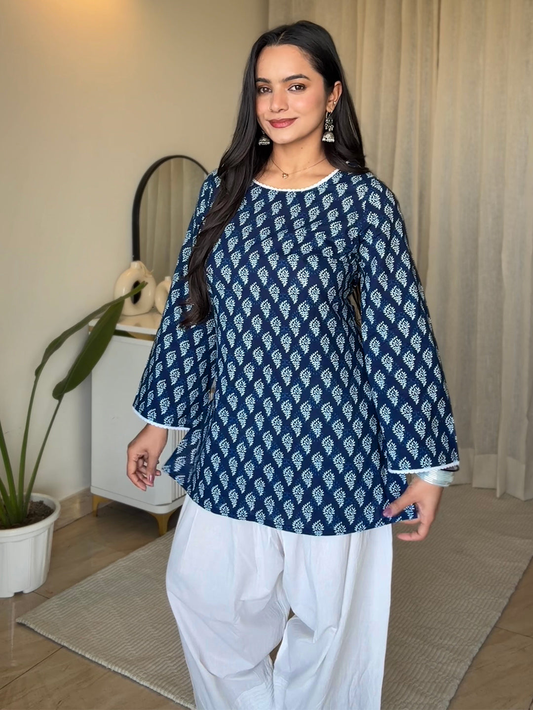 Janasya Women's Indigo Pure Cotton Batik Printed Straight Tunic