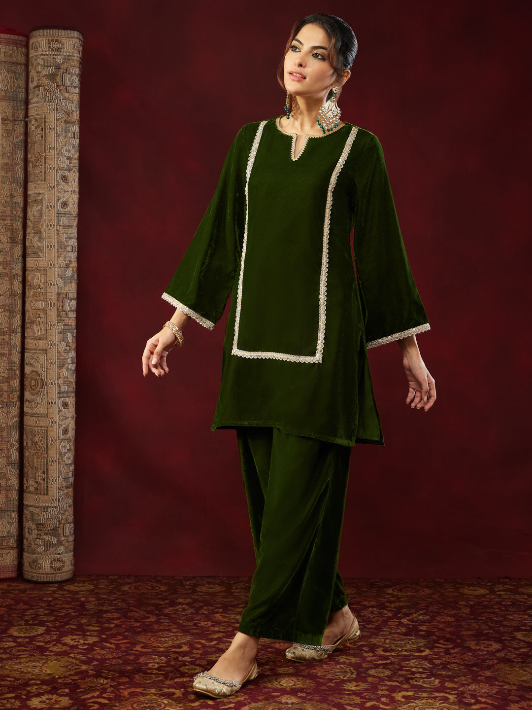 Janasya Women's Olive Green Velvet Embellished Straight Co-ods Set