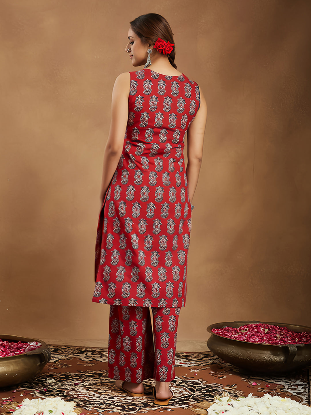 Janasya Women's Maroon Pure Cotton Floral Printed Straight Kurta Pant Set