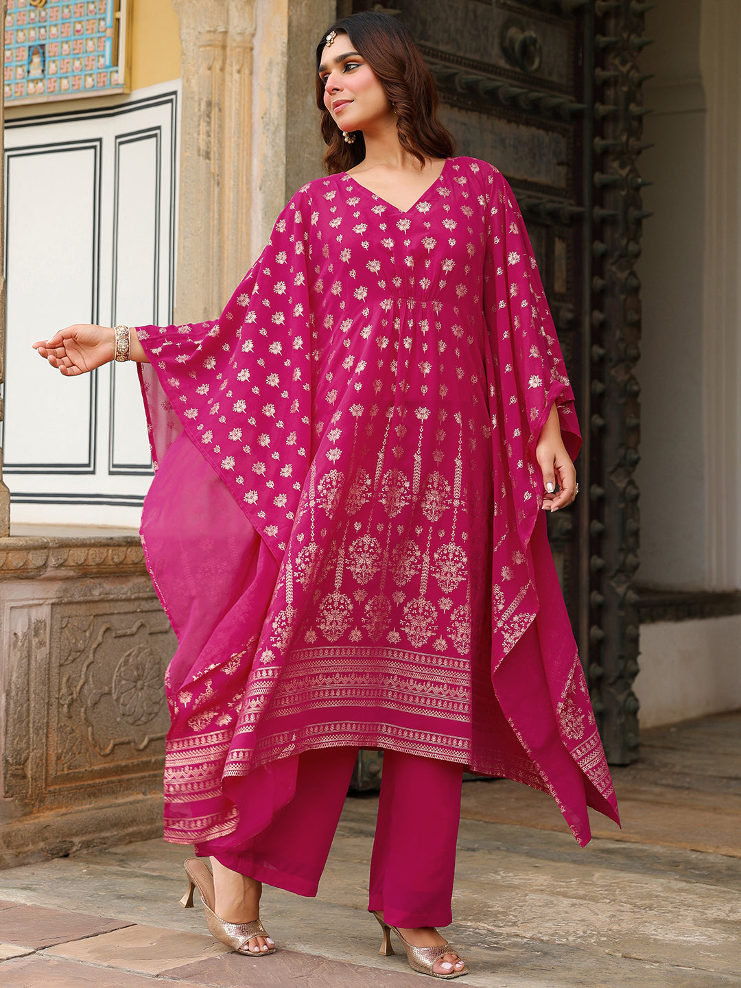 Janasya Women's Pink Georgette Foil Printed Kaftan Kurta With Palazzo Set