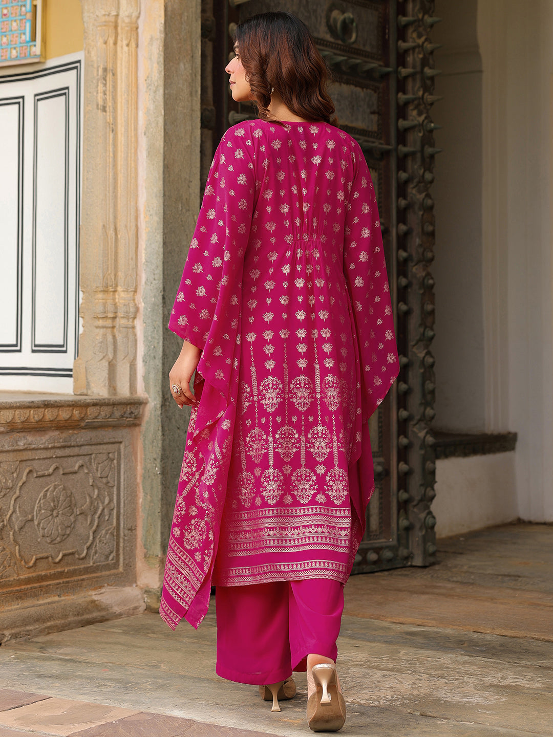 Janasya Women's Pink Georgette Foil Printed Kaftan Kurta With Palazzo Set