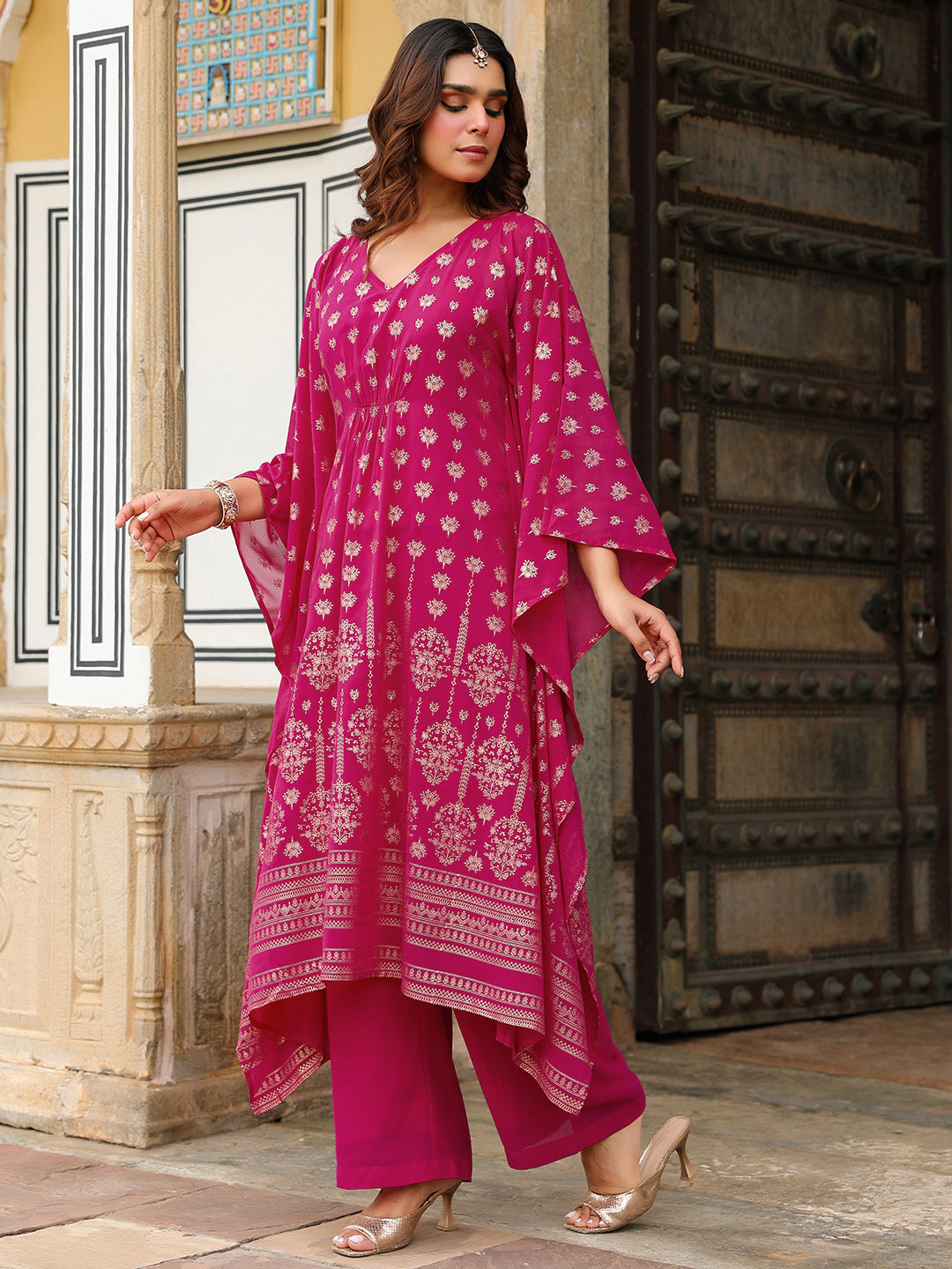 Janasya Women's Pink Georgette Foil Printed Kaftan Kurta With Palazzo Set