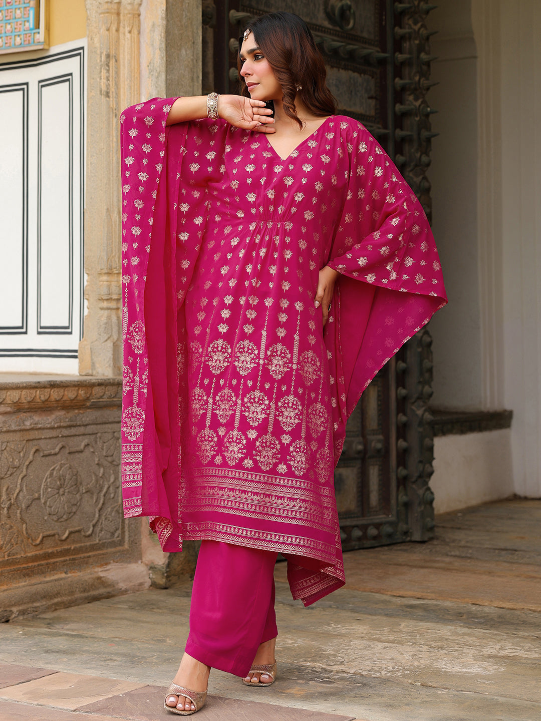 Janasya Women's Pink Georgette Foil Printed Kaftan Kurta With Palazzo Set
