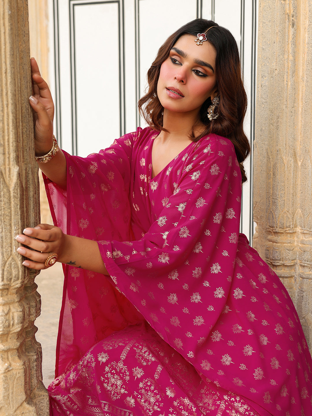 Janasya Women's Pink Georgette Foil Printed Kaftan Kurta With Palazzo Set
