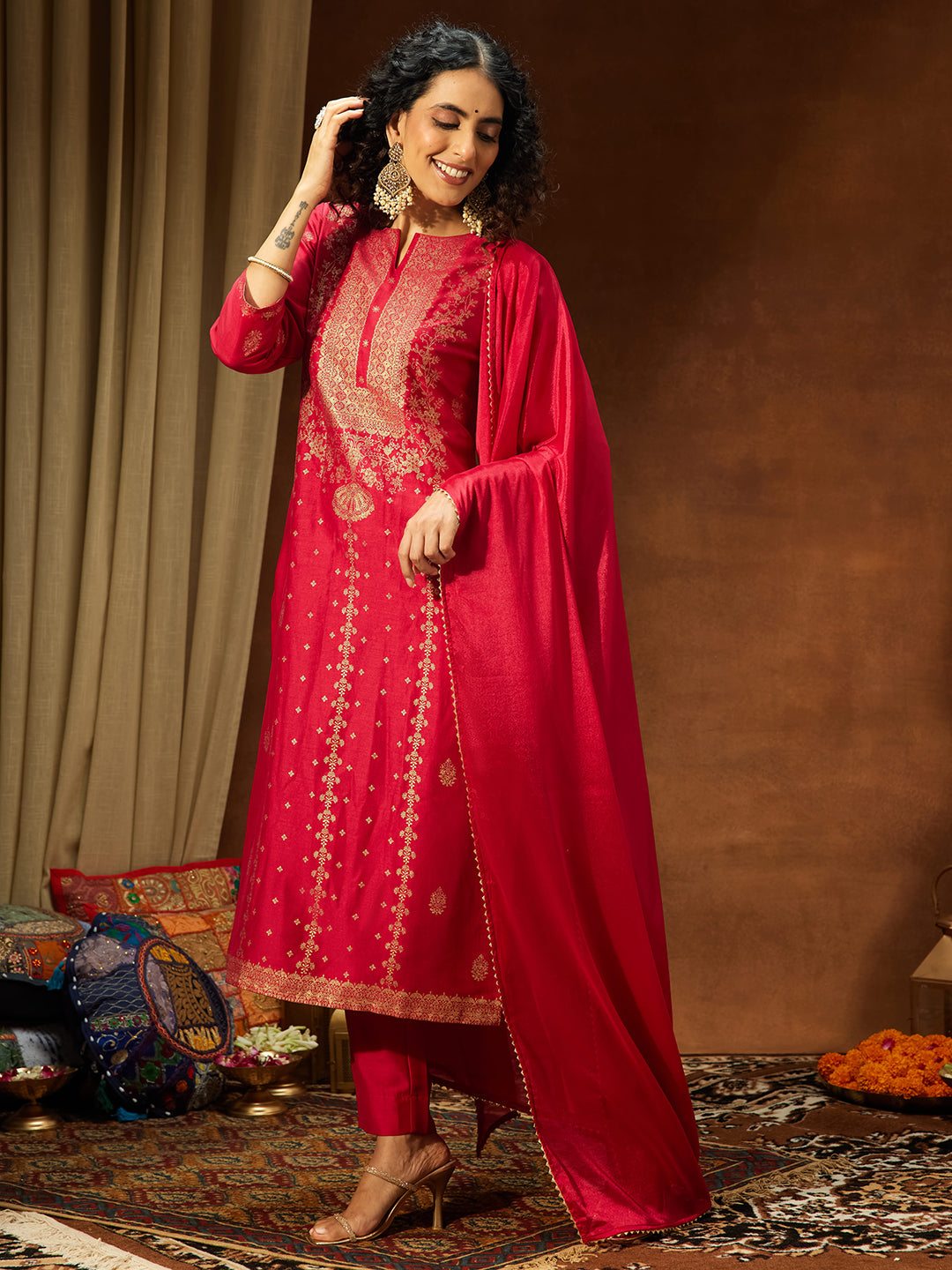 Janasya Women's Pink Silk Blend Gold Foil Printed Straight Kurta Set