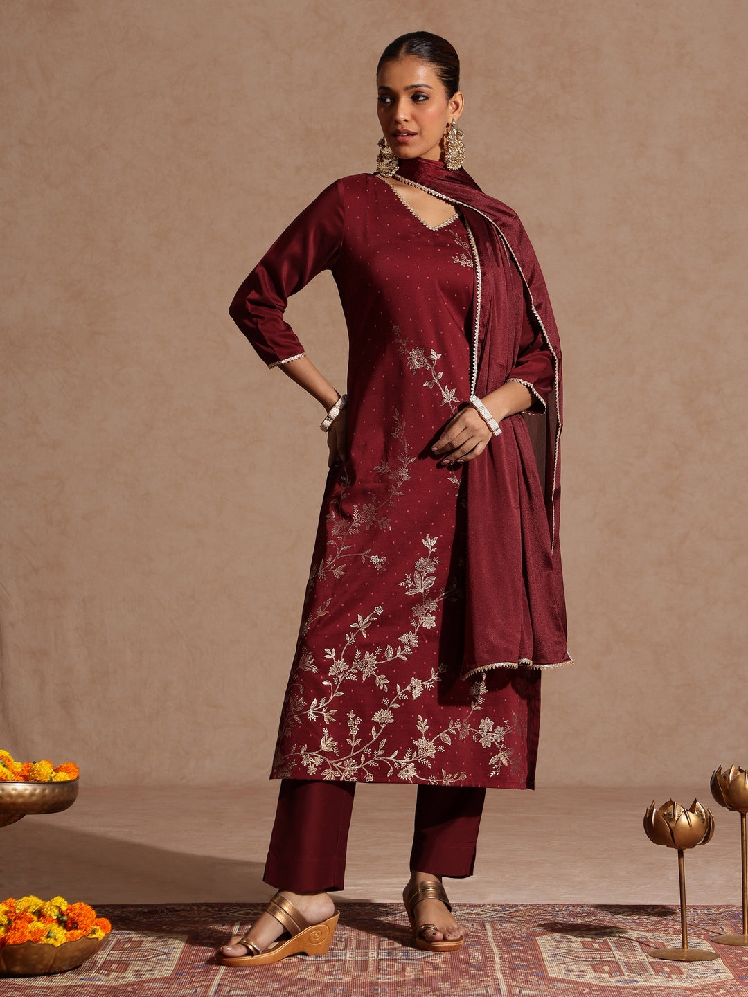 Janasya Women's Maroon Silk Blend Gold Printed Straight Kurta Set