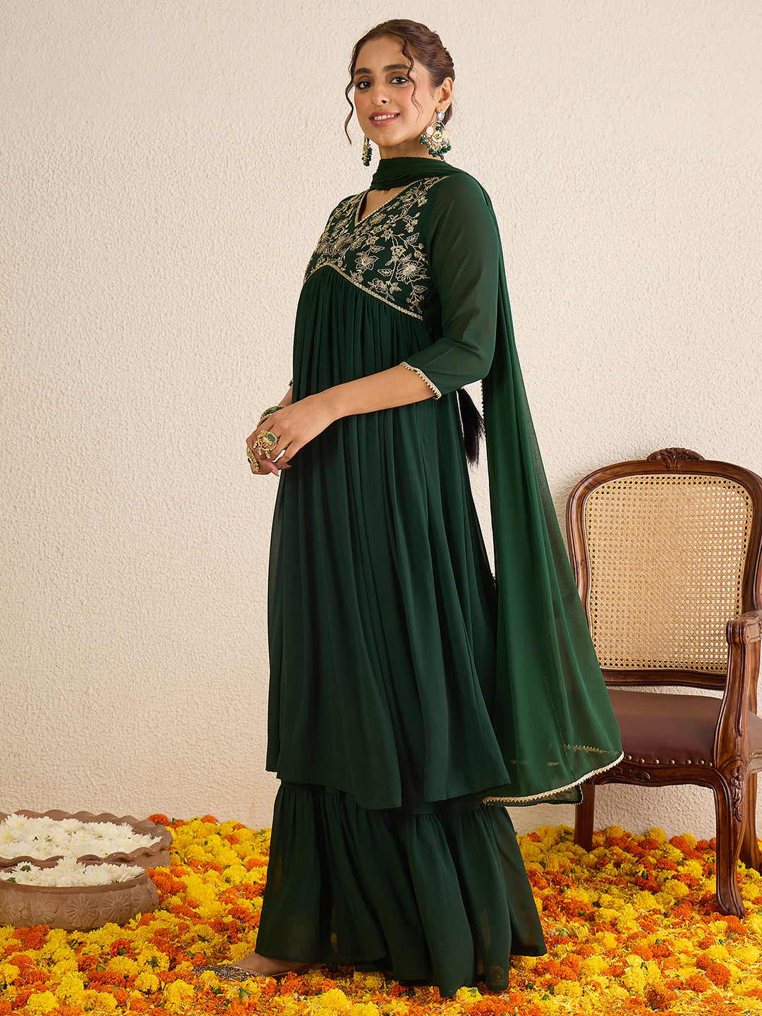 Janasya Women's Bottle Green Georgette Floral Zari Yoke Embroidered A-Line Kurta Set