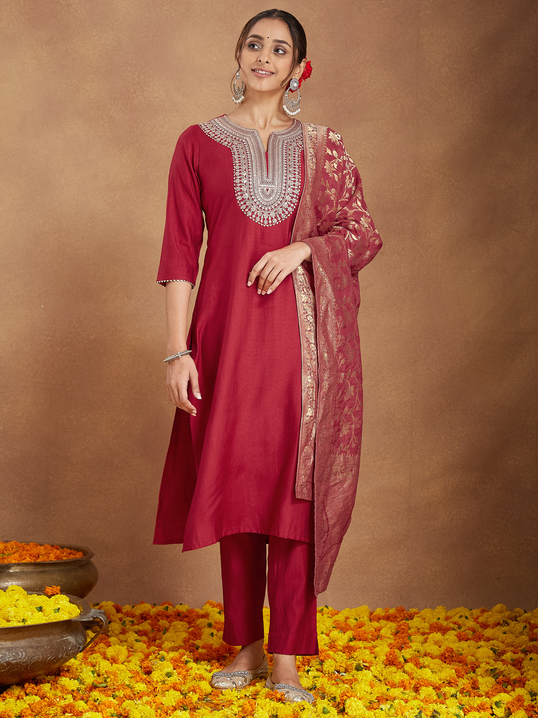 Janasya Women's Maroon Silk Blend Zari Embroidered Straight Kurta Set