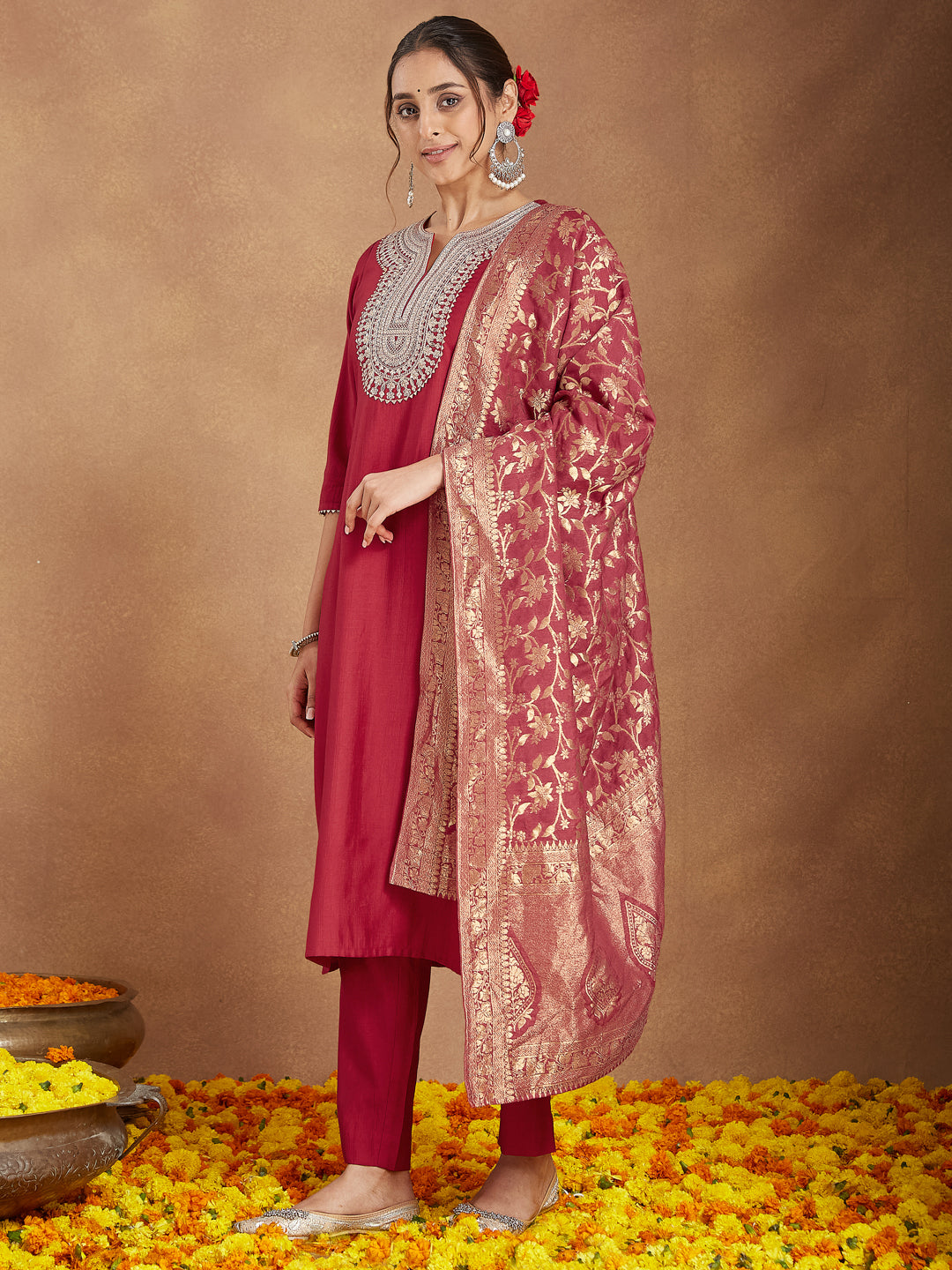 Janasya Women's Maroon Silk Blend Zari Embroidered Straight Kurta Set