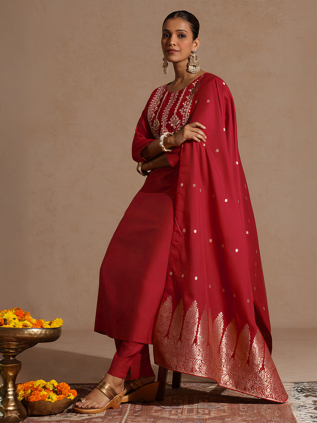 Janasya Women's Red Silk Blend Yoke Embroidered Straight Kurta Set