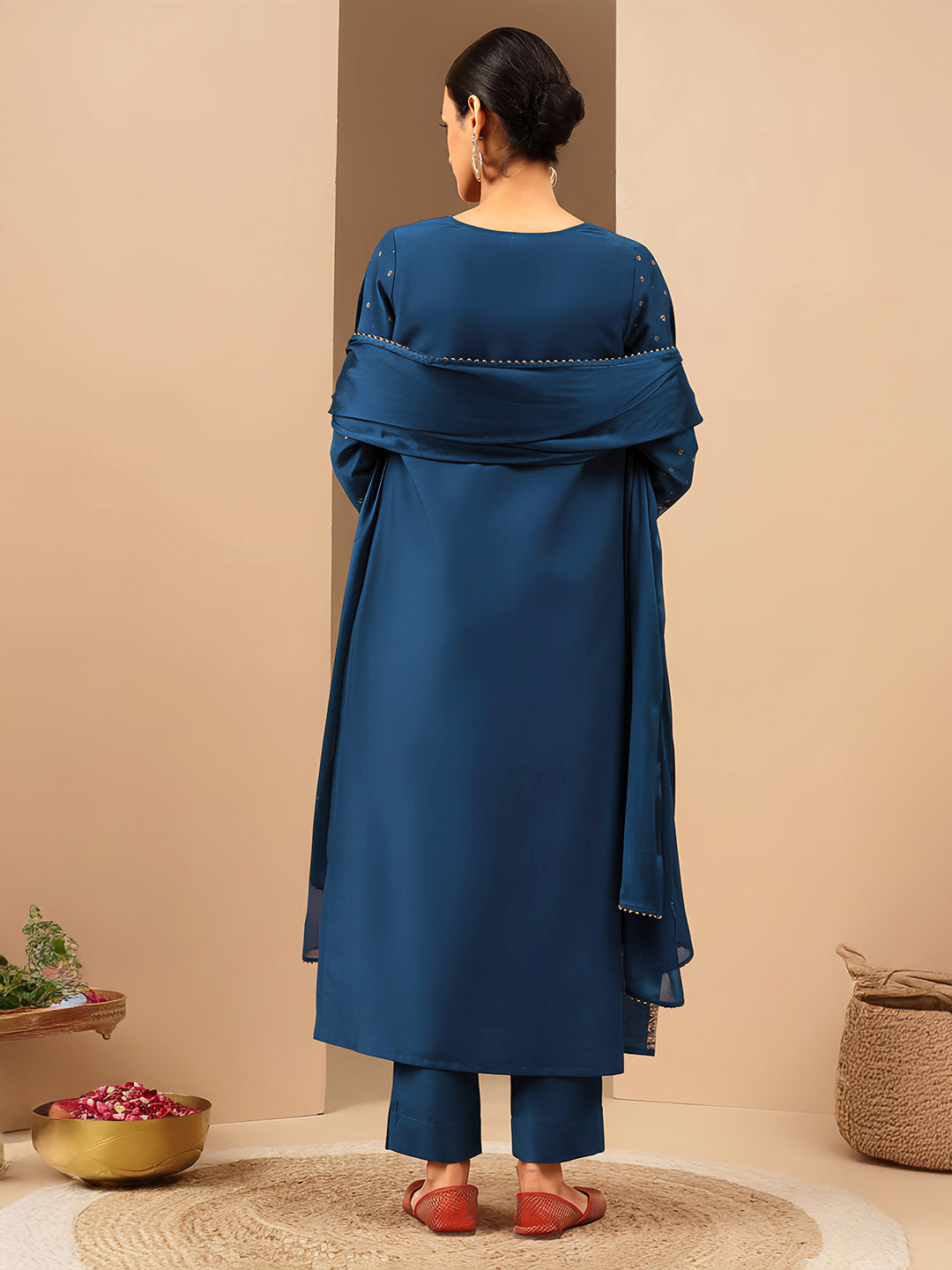 Janasya Women's Teal Blue Silk Blend Ethnic Gold Printed Straight Kurta Set