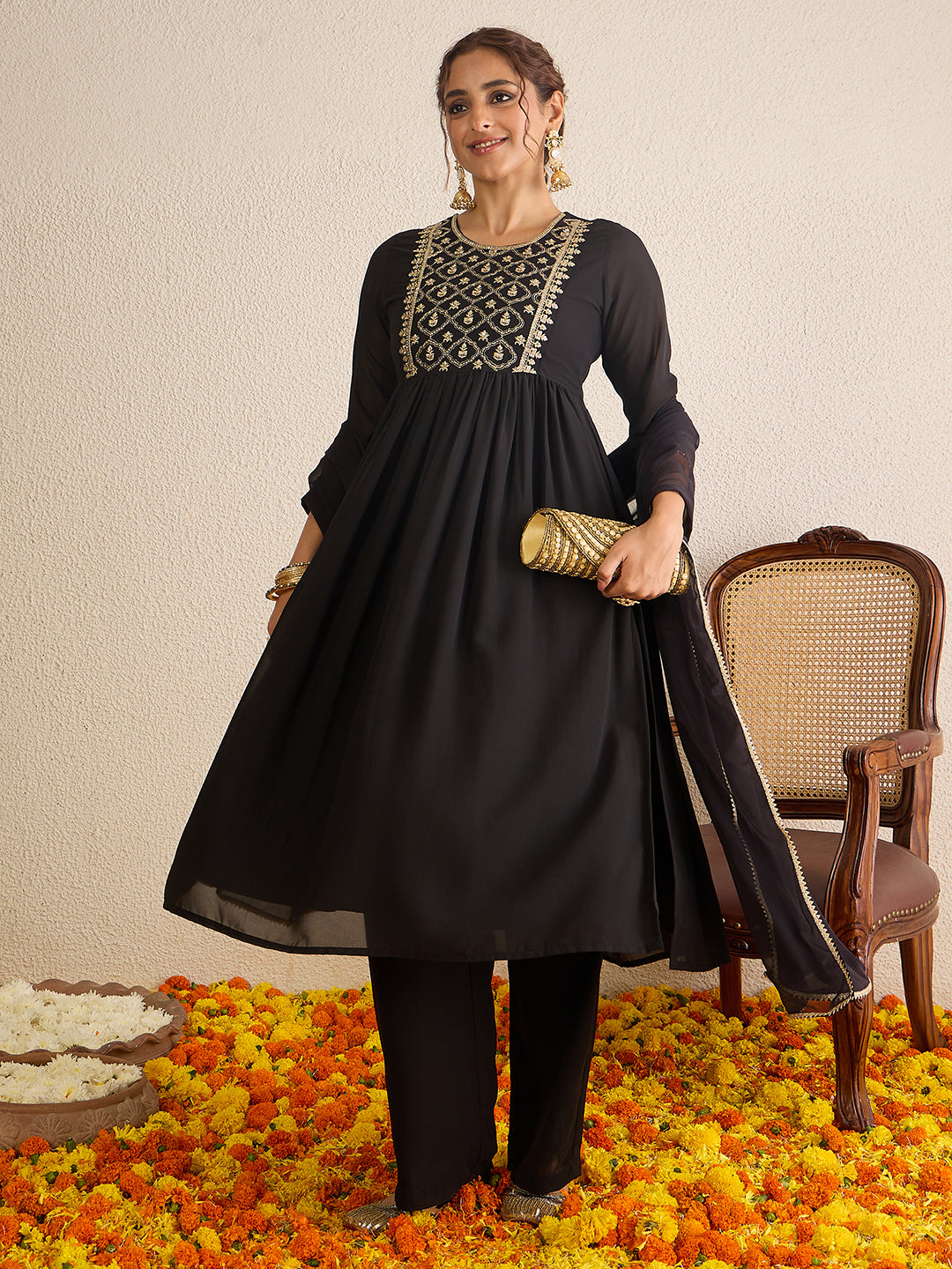 Janasya Women's Black Georgette Floral Zari Yoke Embroidered A-Line Kurta Set