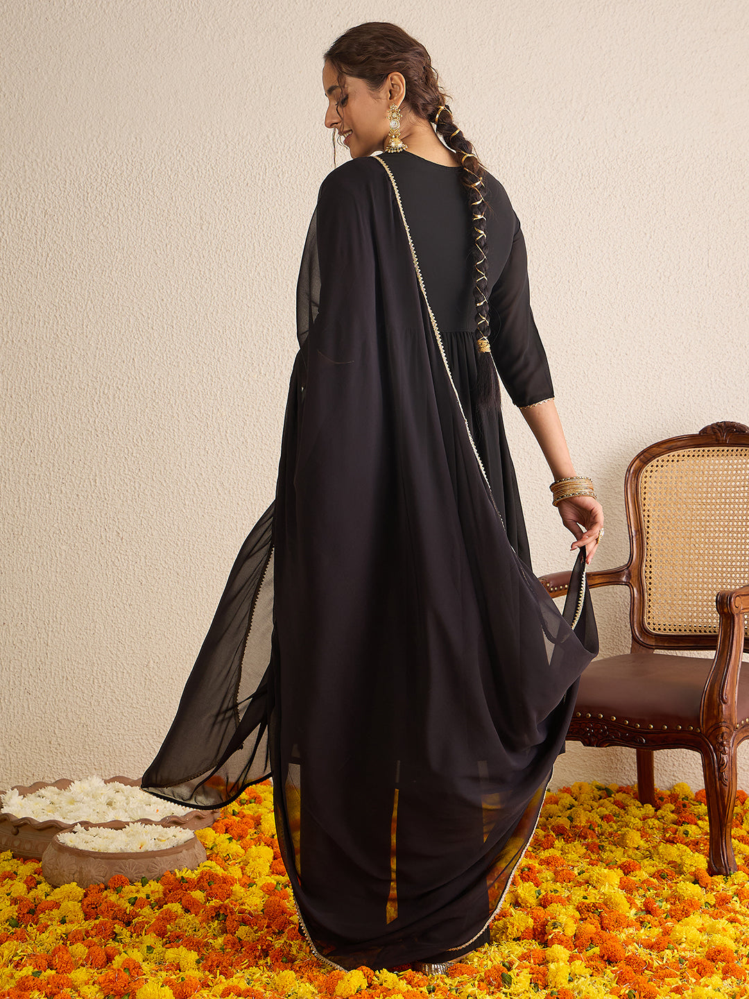 Janasya Women's Black Georgette Floral Zari Yoke Embroidered A-Line Kurta Set