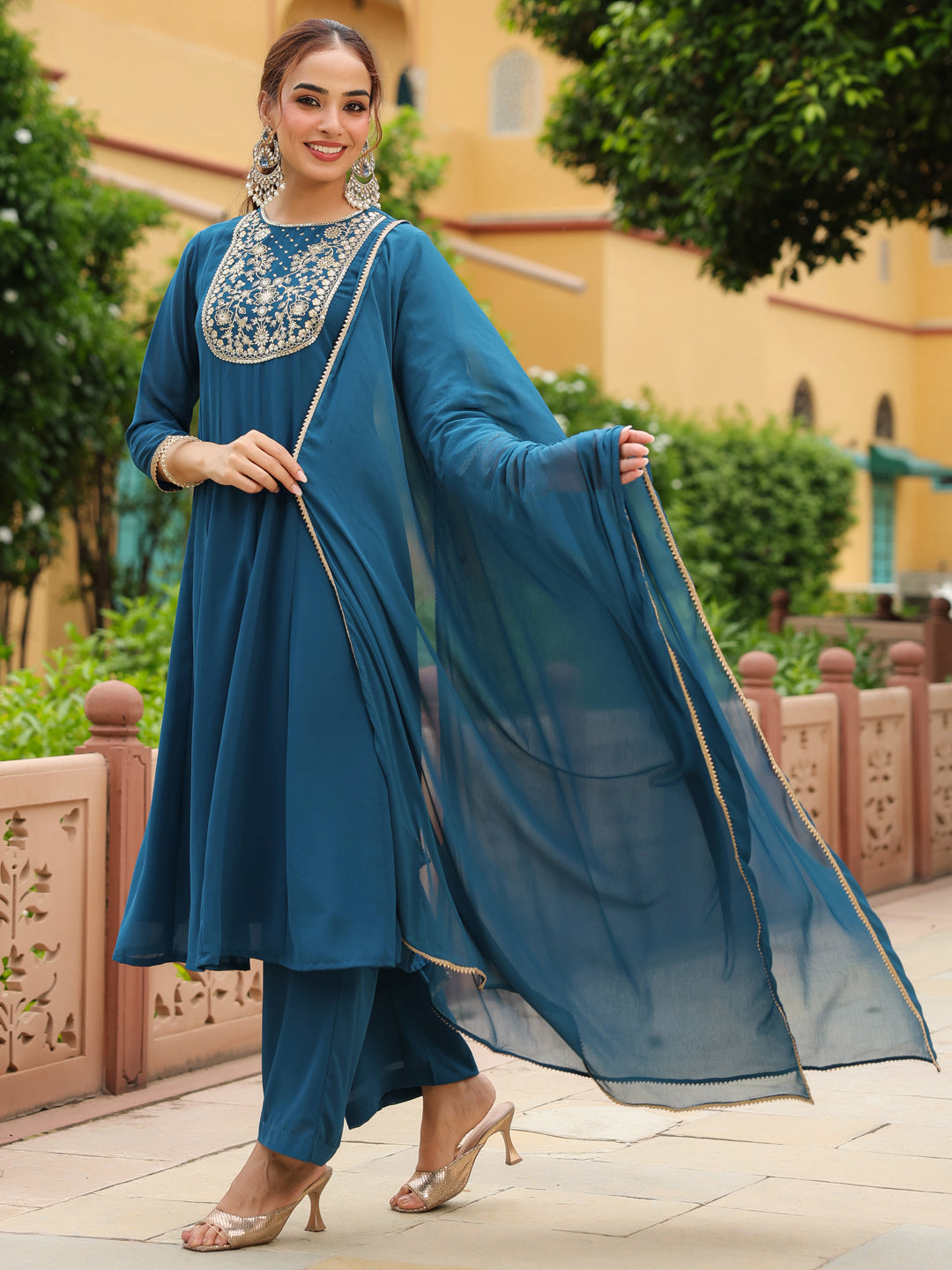 Janasya Women's Teal Georgette Zari Yoke Embroidered Anarkali Kurta Set With Dupatta