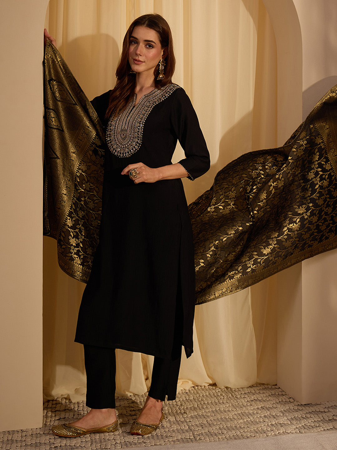 Janasya Women's Black Silk Blend Yoke Embroidered Straight Kurta Set with Jacquard Dupatta