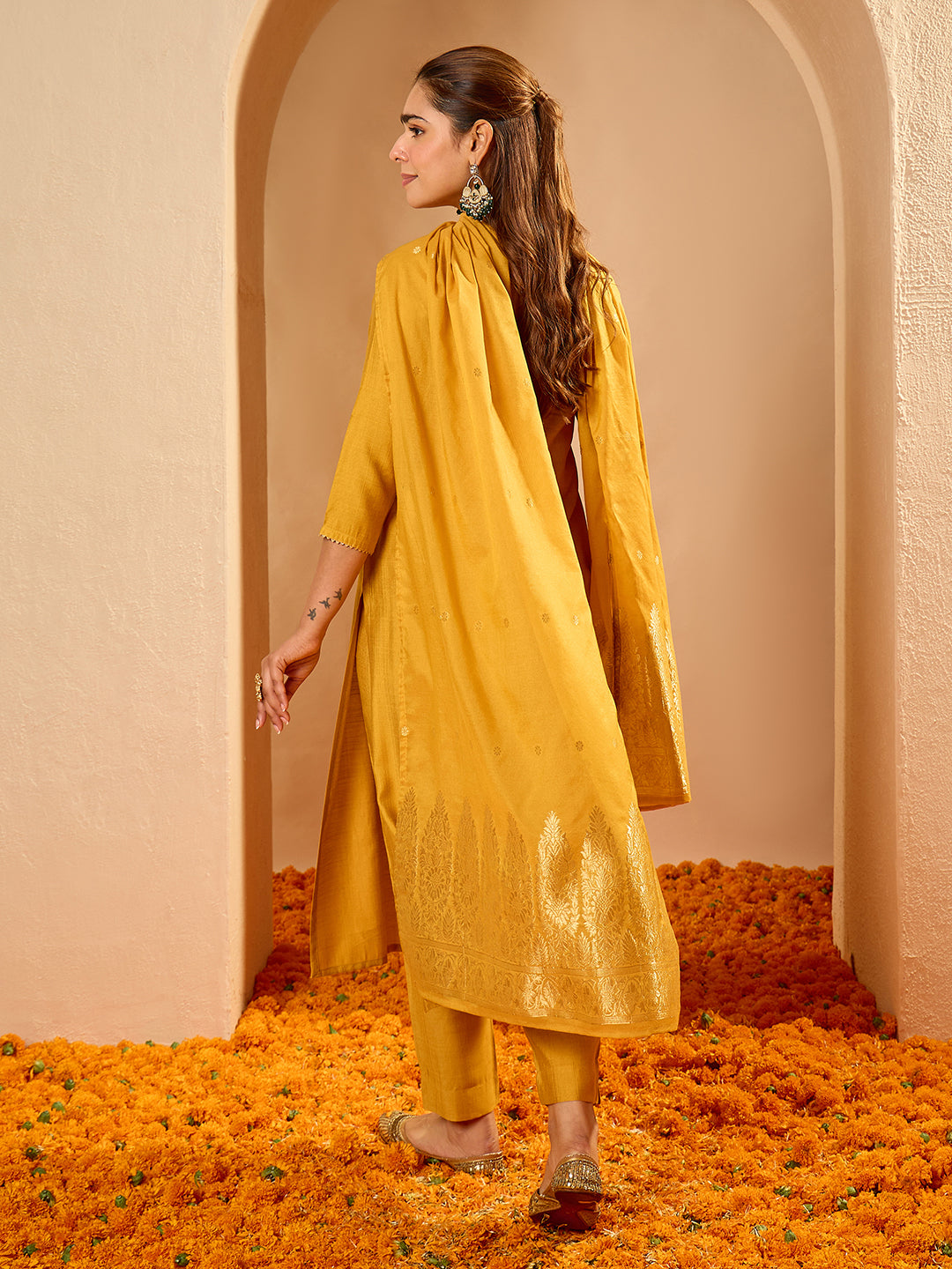 Janasya Women's Mustard Yellow Silk Blend Floral Zari Yoke Embroidered Straight Kurta Set