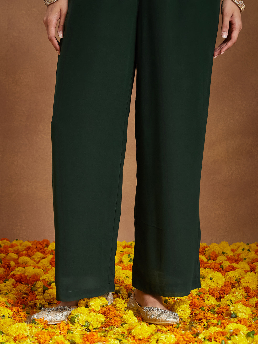 Janasya Women's Green Georgette Zari Embroidered Straight Kurta With Palazzo & Dupatta Set