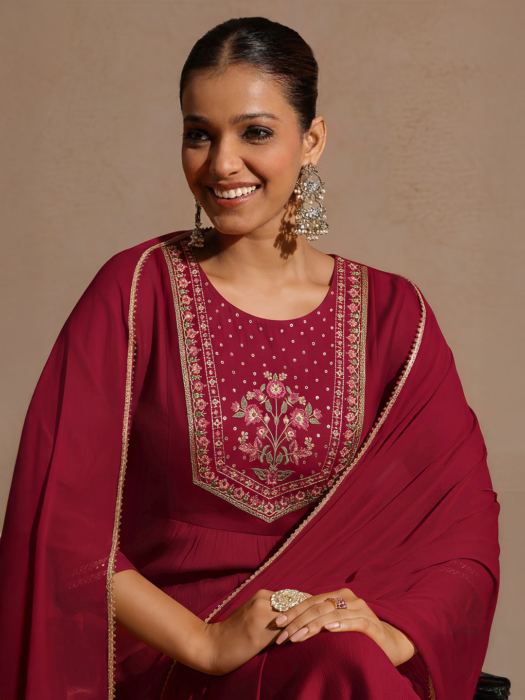 Janasya Women's Red Silk Blend Embroidered Straight Kurta Set