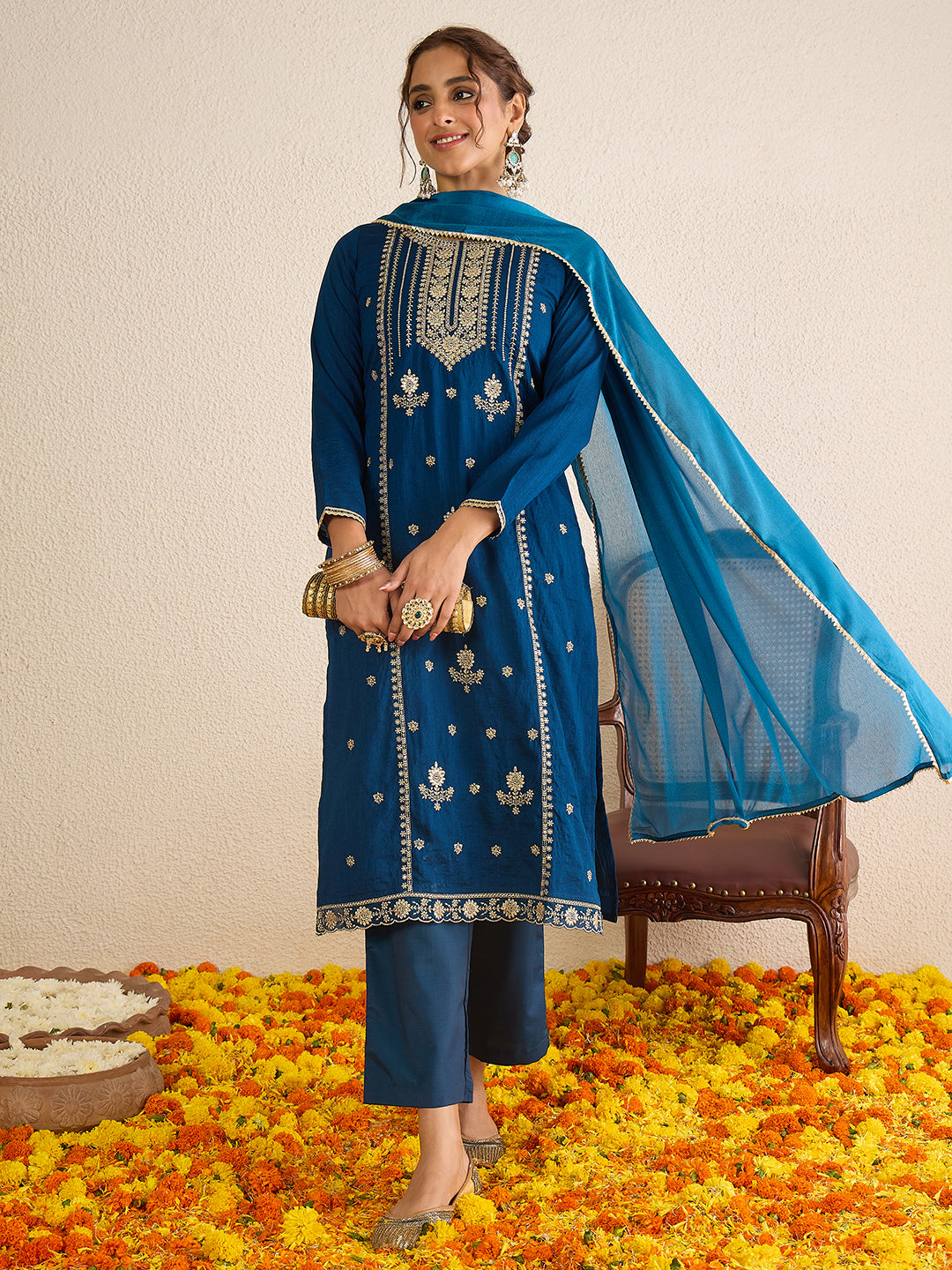 Janasya Women's Teal Blue Silk Blend Zari Embroidered Straight Kurta Set