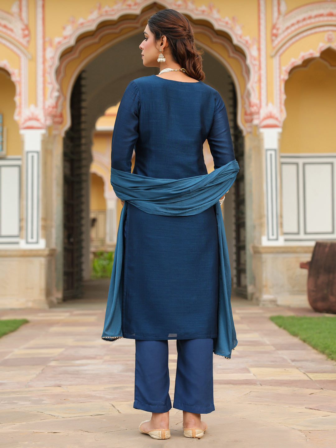 Janasya Women's Teal Blue Silk Blend Zari Embroidered Straight Kurta Set