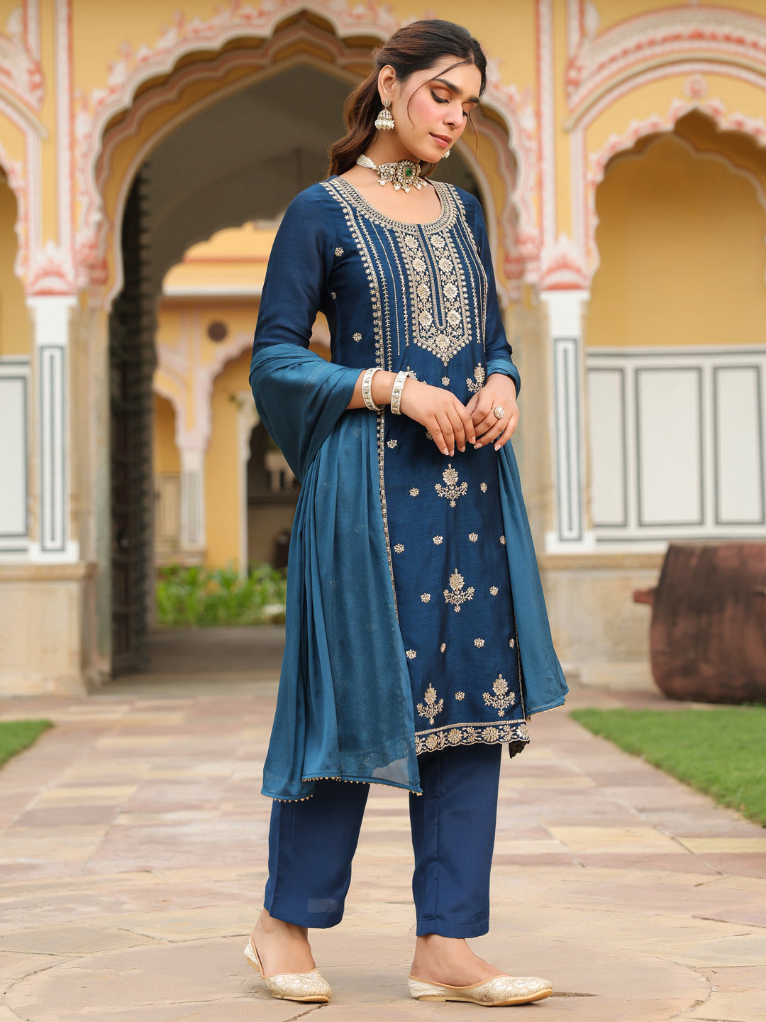 Janasya Women's Teal Blue Silk Blend Zari Embroidered Straight Kurta Set