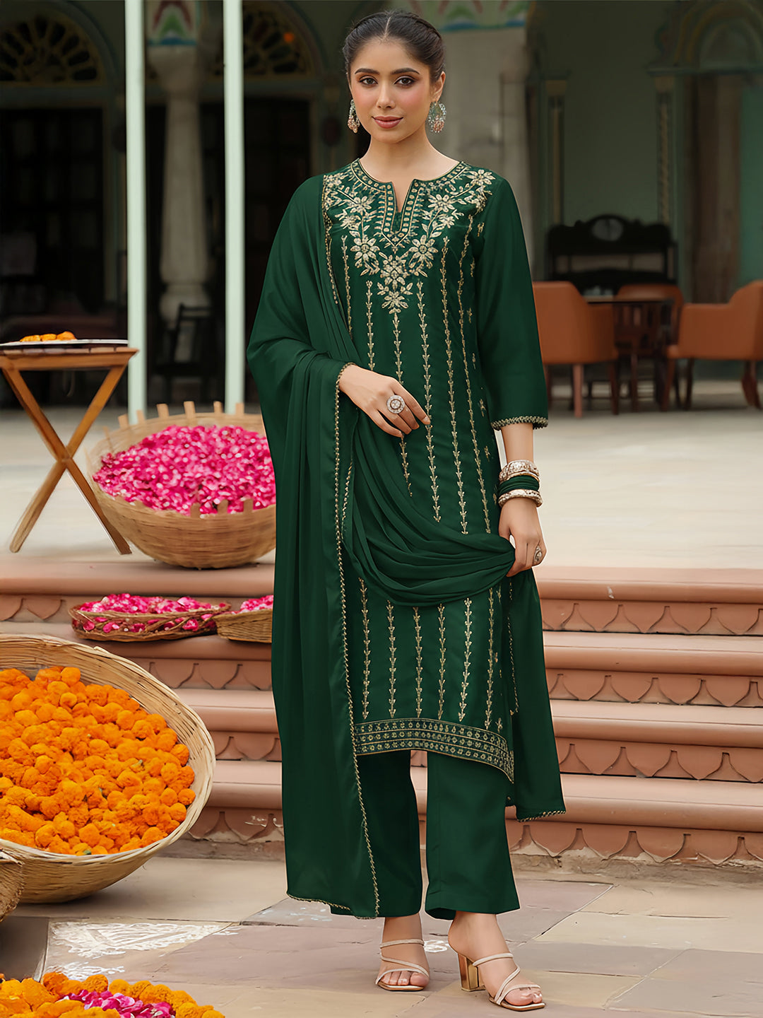 Janasya Women's Bottle Green Silk Blend Zari Embroidered Straight Kurta Set