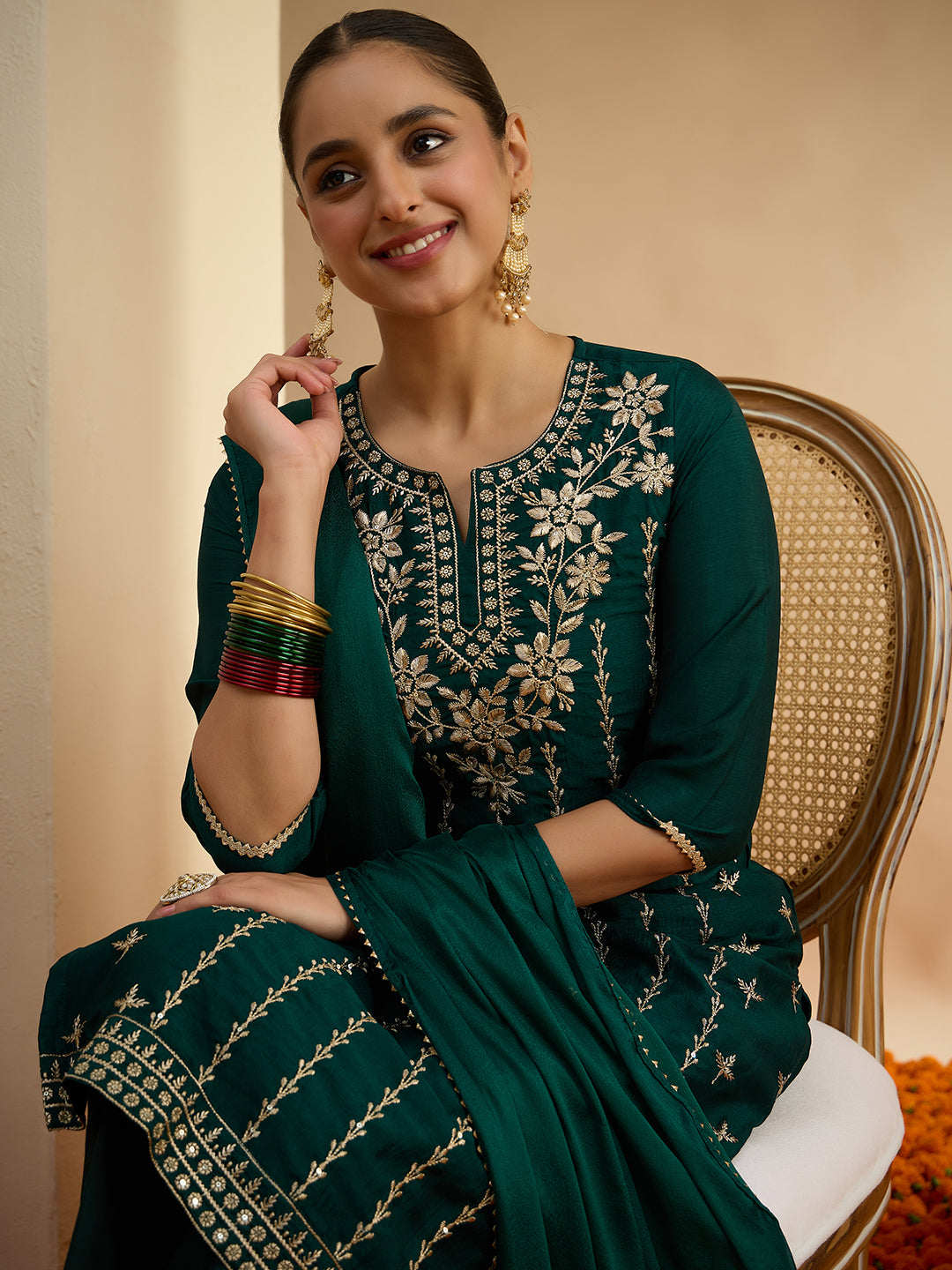 Janasya Women's Bottle Green Silk Blend Floral Zari Embroidered Straight Kurta Set