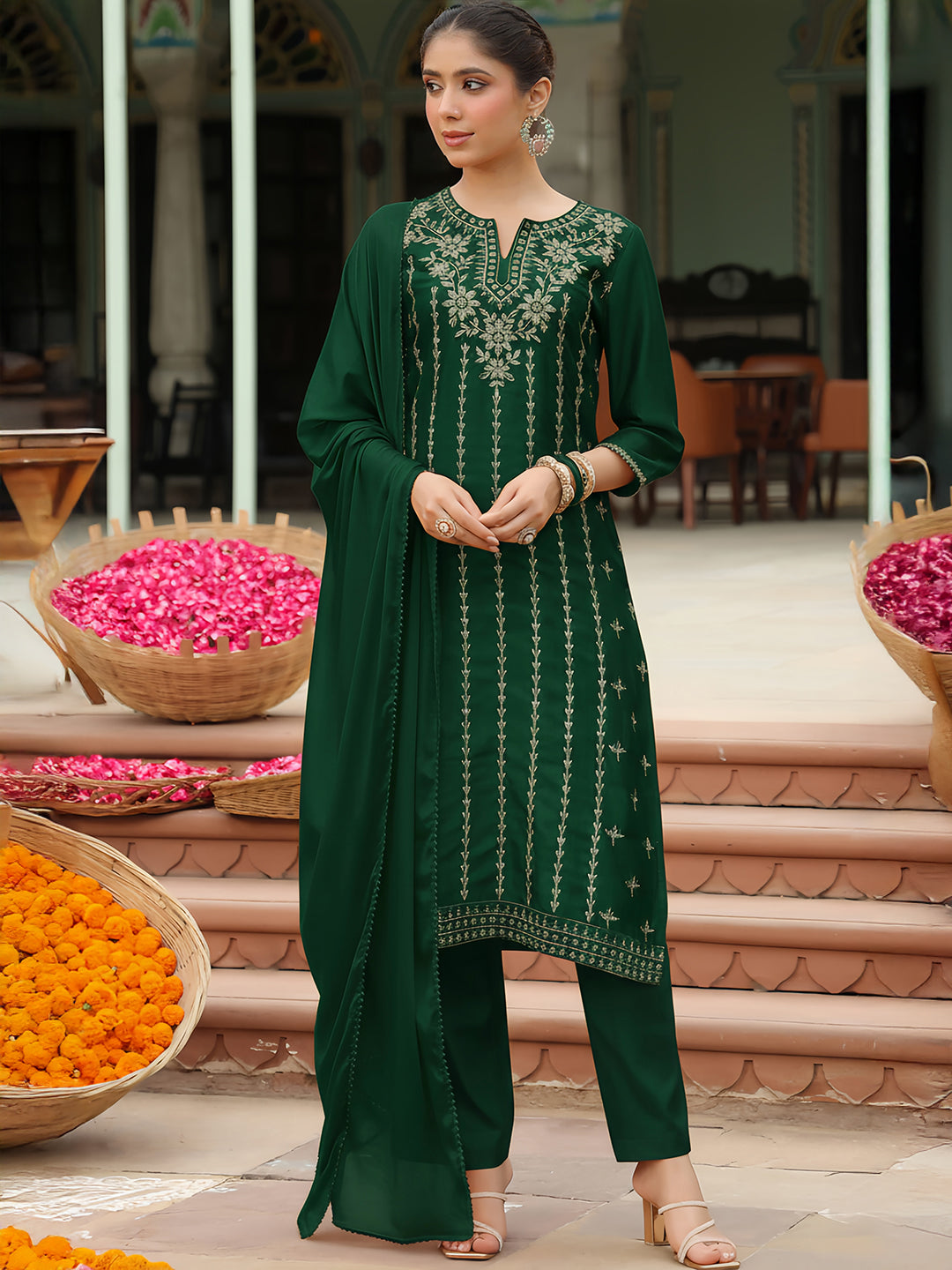 Janasya Women's Bottle Green Silk Blend Zari Embroidered Straight Kurta Set