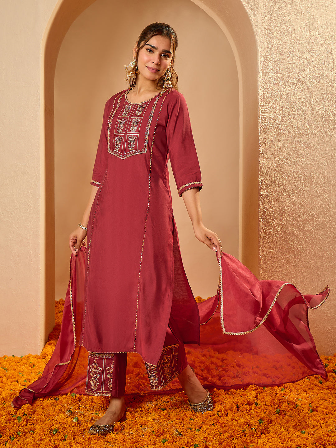 Janasya Women's Maroon Chanderi Silk Zari Embroidered Straight Kurta Set