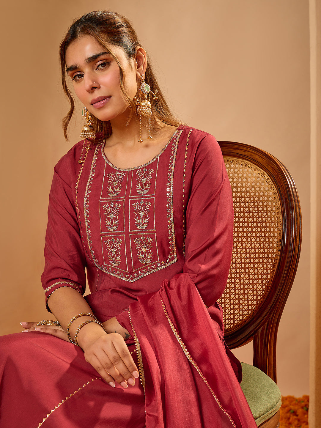 Janasya Women's Maroon Chanderi Silk Zari Embroidered Straight Kurta Set