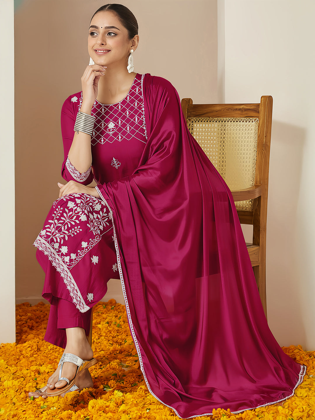 Janasya Women's Pink Silk Blend Embroidered Straight Kurta Set