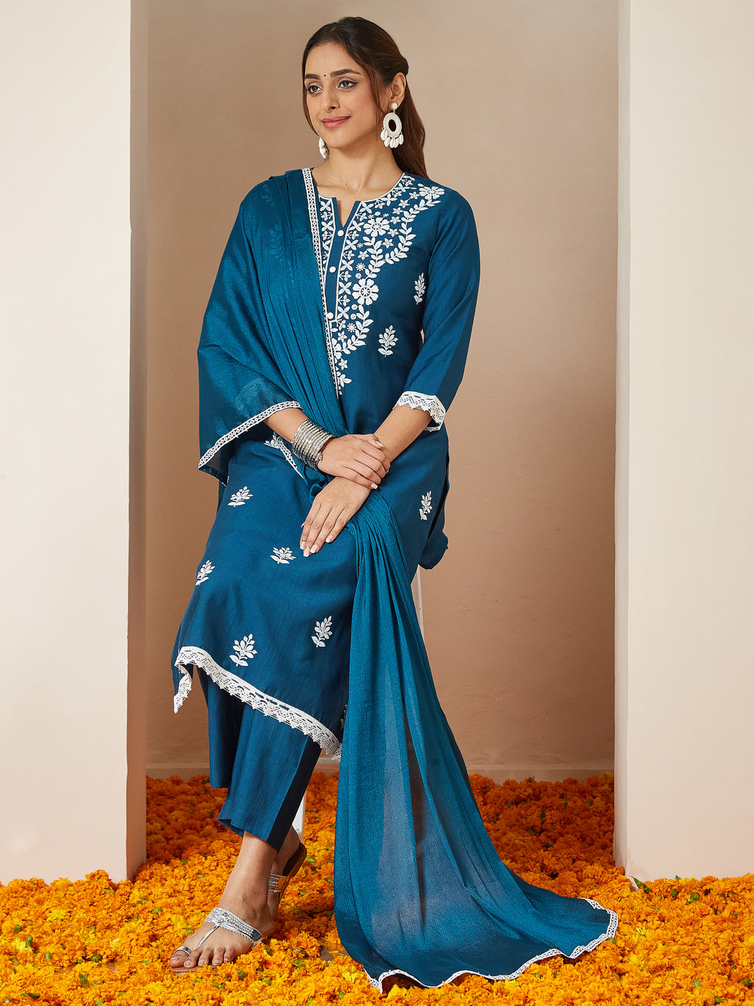 Janasya Women's Teal Blue Silk Blend Embroidered Straight Kurta Set