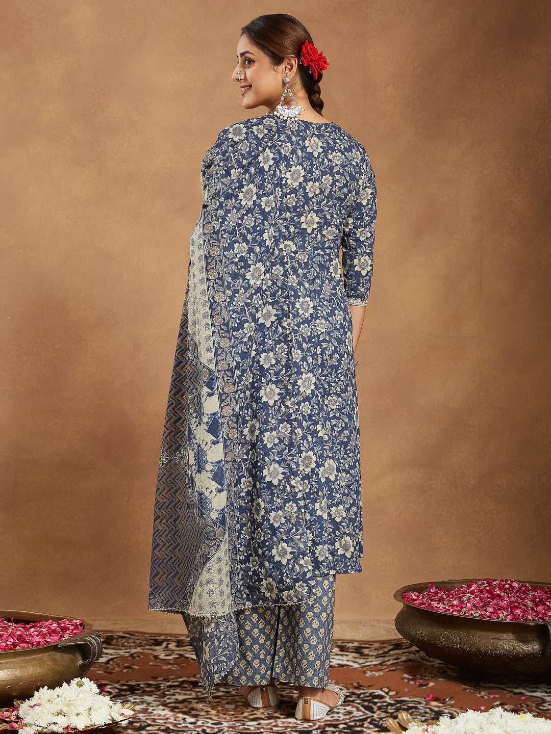 Janasya Women's Blue Pure Cotton Floral Printed Anarkali Kurta Set