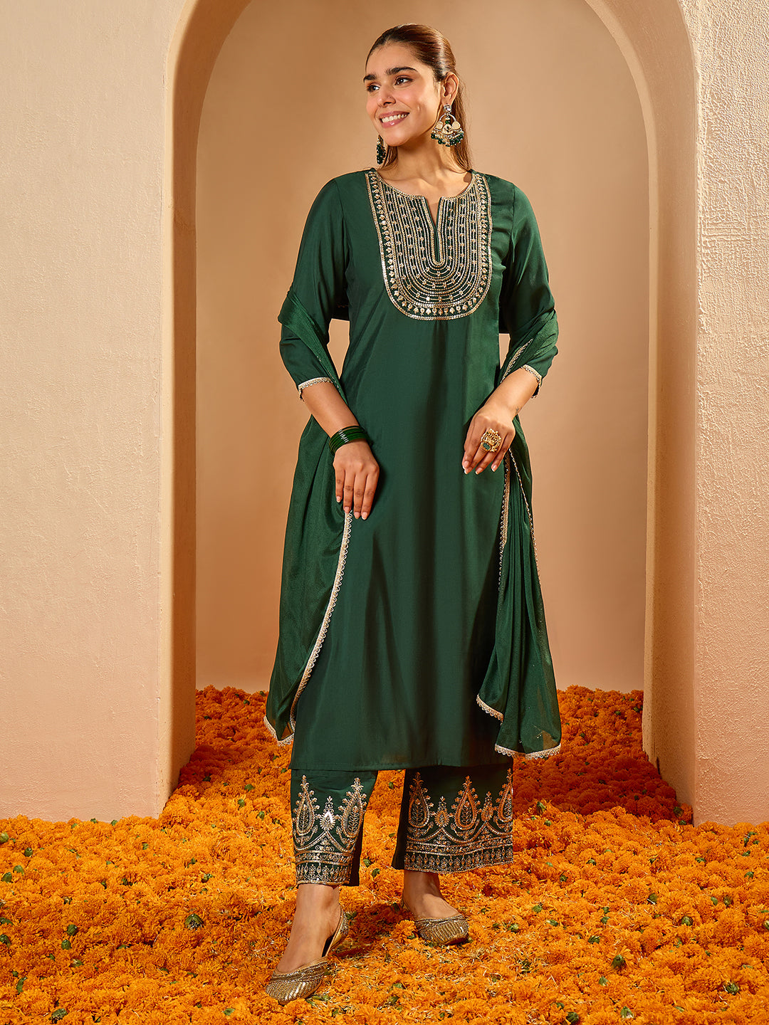 Janasya Women's Dark Green Chanderi Silk Floral Zari Yoke Embroidered Straight Kurta Set