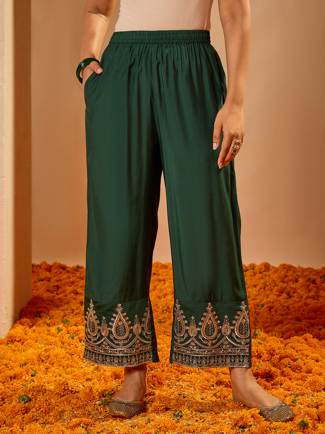 Janasya Women's Dark Green Chanderi Silk Floral Zari Yoke Embroidered Straight Kurta Set