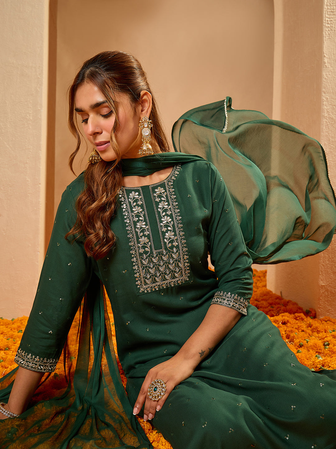 Janasya Women's Dark Green Rayon Floral Zari Embroidered Straight Kurta Set